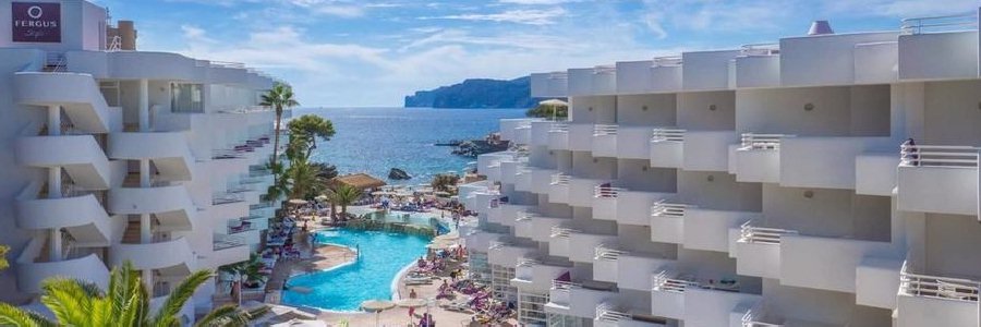 Aparthotel Fergus Style Cala Blanca Suites, Santa Ponsa, Majorca